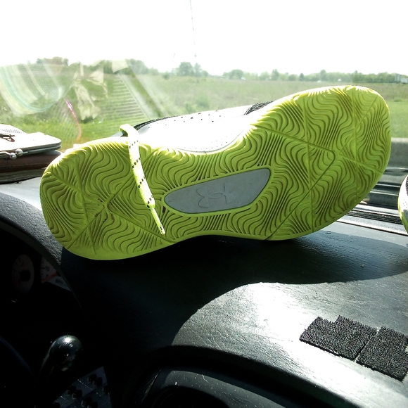 Under armour 62k Curry - Picture 6 of 9